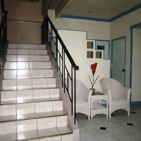 Coastal Inn Dumaguete City Kültér fotó